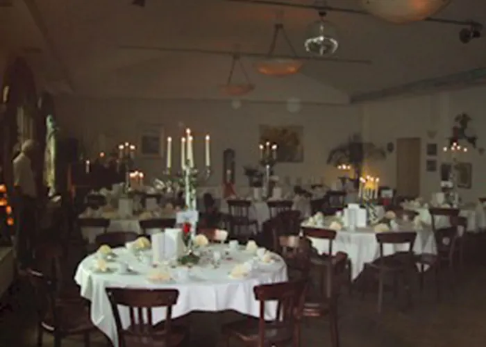 فندق Bergschloesschen 3*